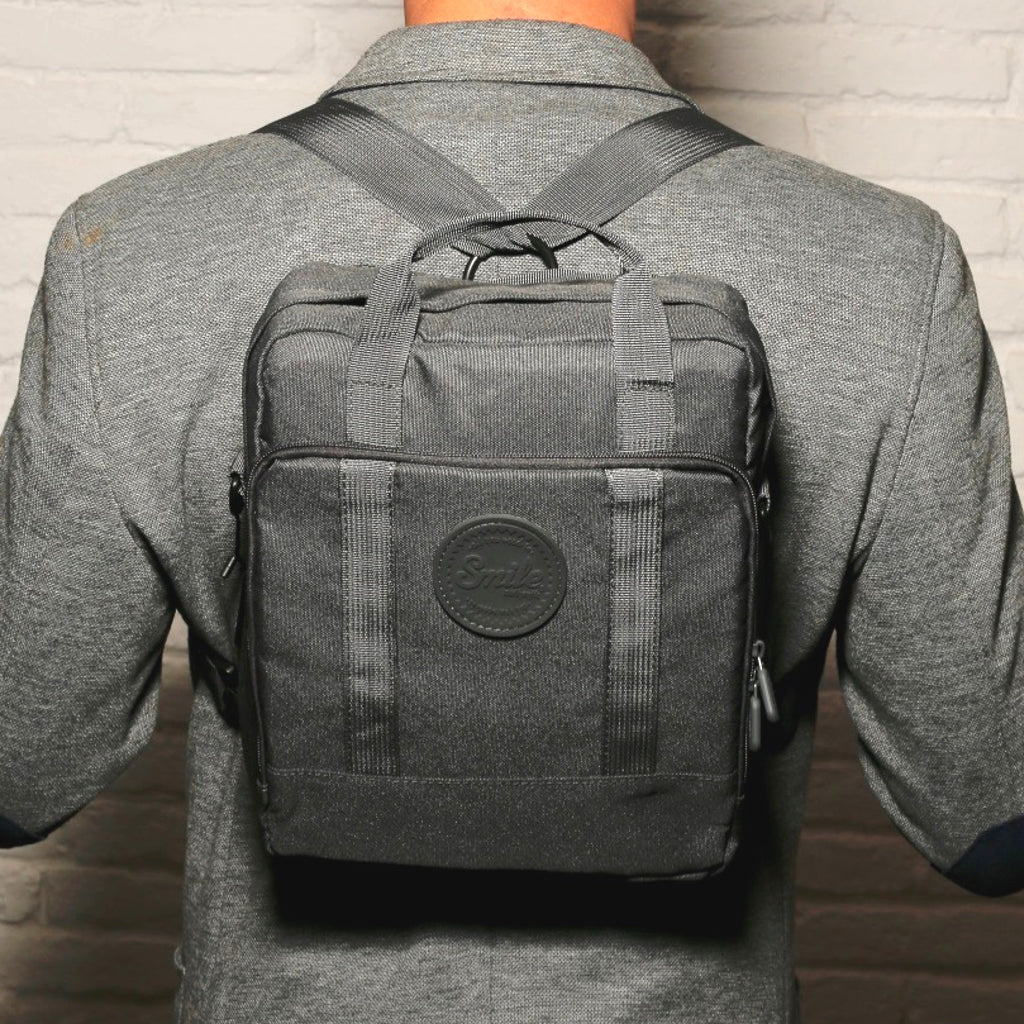 SMART - Bolsa convertible en maletín y mochila para tablet de hasta 10.1 pulgadas color gris antracita