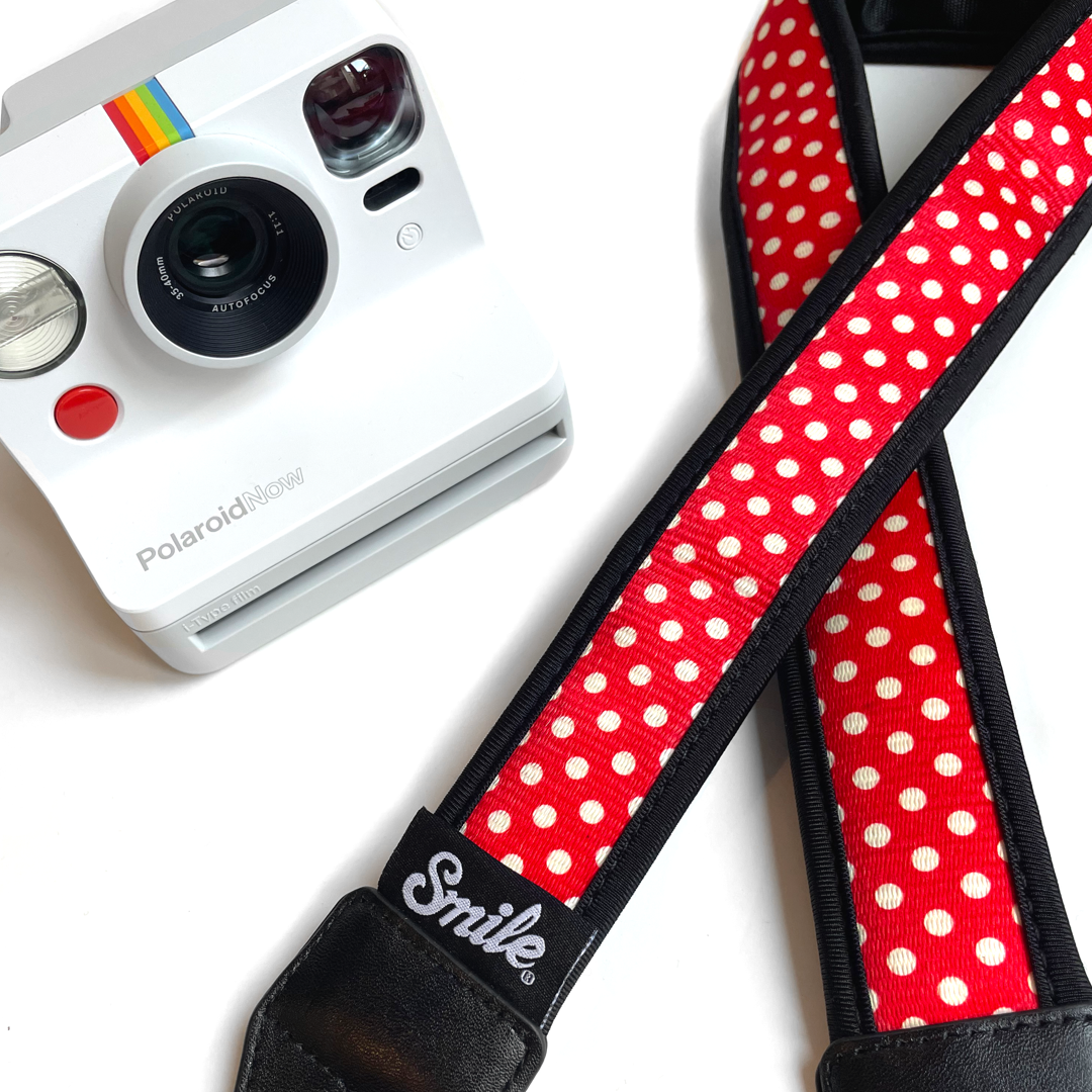 HANG UP! Correa para todo tipo de Cámara Fotográfica, Réflex, DSLR, Mirrorless ROJO LOLITA