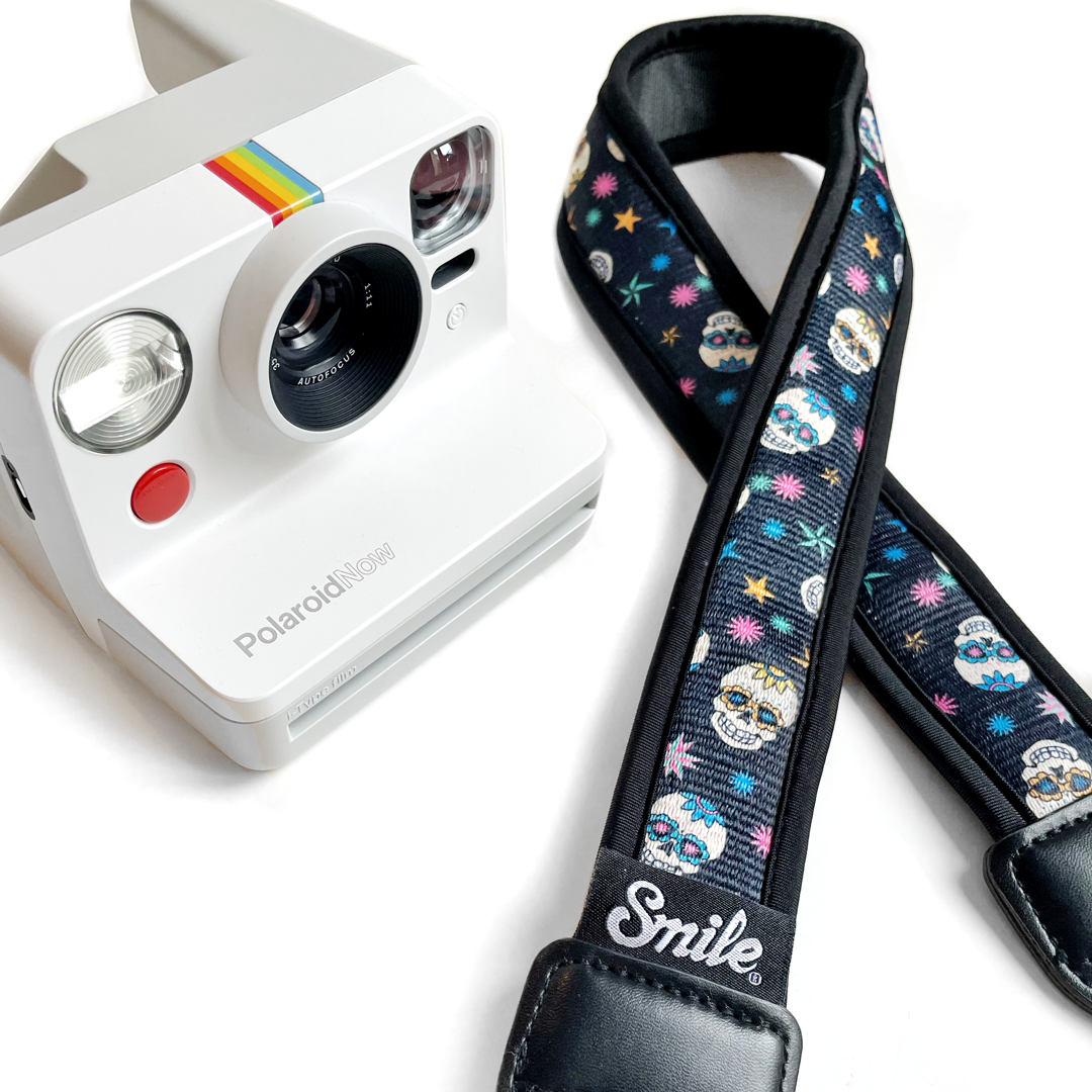 HANG UP! - Correa para todo tipo de Cámara Fotográfica, Réflex, DSLR, Mirrorless NEGRO Calaveras TEQUILA