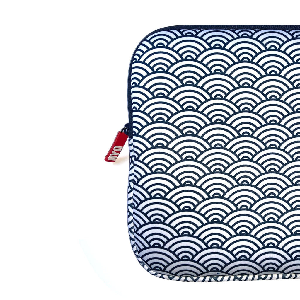 KIMONO – Funda Sleeve para Portátil hasta 13 Y 14 pulgadas estampada SEIGAIHA