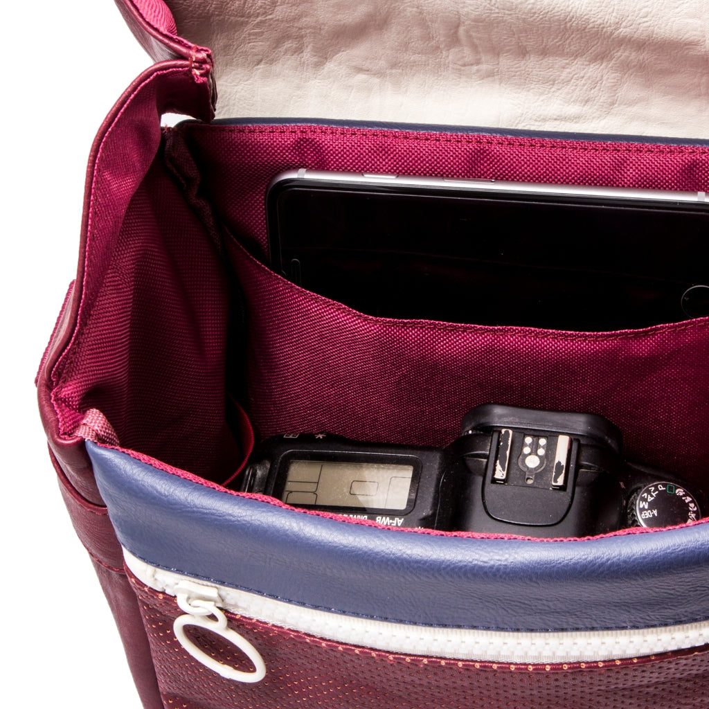 URBAN NOMAD - Bolsa de fotografía Messenger para Cámara DSLR, Mirrorless y accesorios Tamaño S GRANATE EARTH